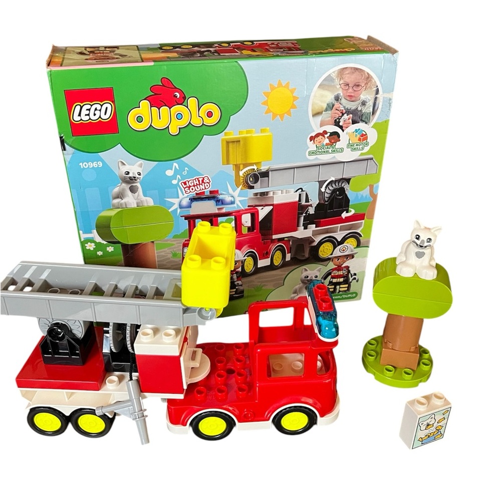 Lego Duplo Firetruck #10969 No Fireman